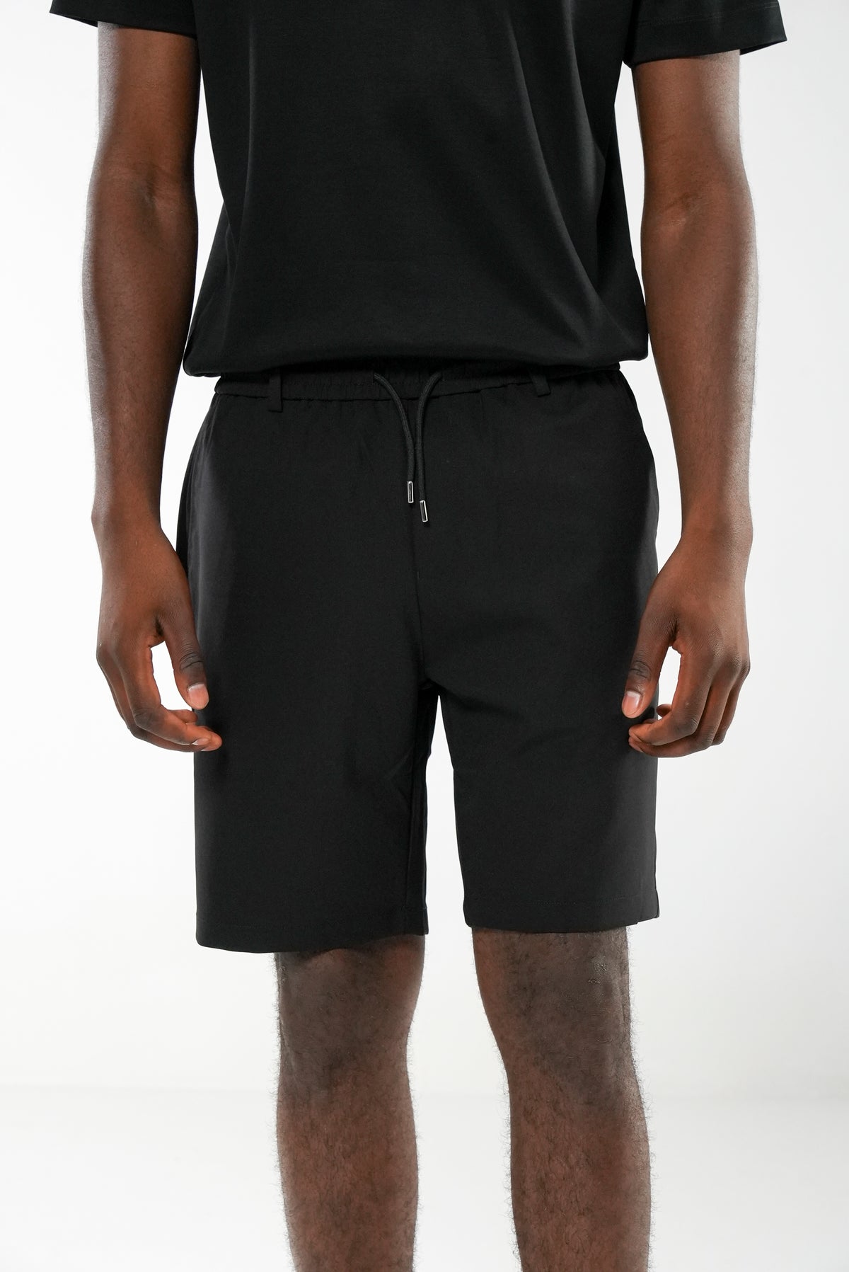 Tailored Short - Black